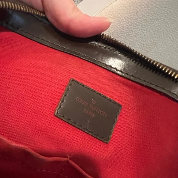 Louis Vuitton Verona MM Shoulder Bag - Picture 4 of 15